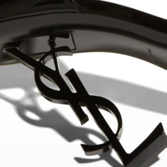 Yves Saint Laurent
Opyum YSL Logo-Heel Sandals with Black Hardware - Picture 2 of 5